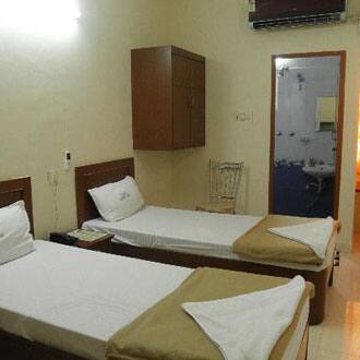 Hotel Amrita Lodge, Jammu 1